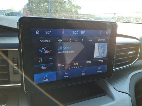 Certified 2024 Ford Explorer XLT w/ Equipment Group 202A image 21