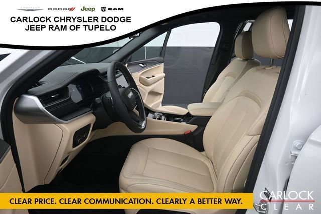 Used 2023 Jeep Grand Cherokee Limited AWD/4WD image 12