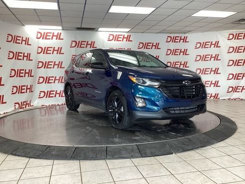 Used 2020 Chevrolet Equinox LT w/ Sport Edition FWD image 1