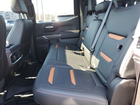 Used 2019 GMC Sierra 1500 AT4 w/ AT4 Premium Package image 32