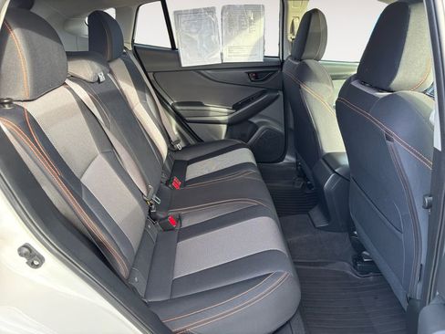 Used 2021 Subaru Crosstrek 2.0i Premium w/ Moonroof Package AWD/4WD image 11