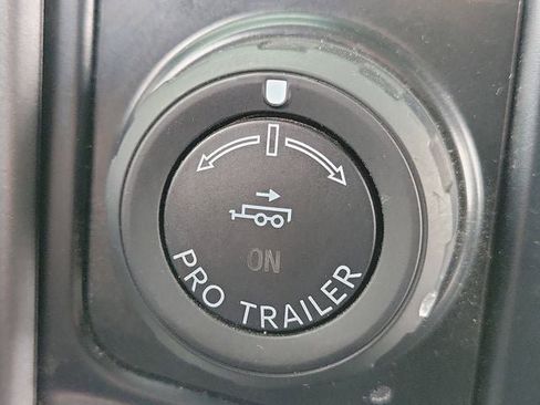 Used 2022 Ford F150 XLT w/ Trailer Tow Package AWD/4WD image 13