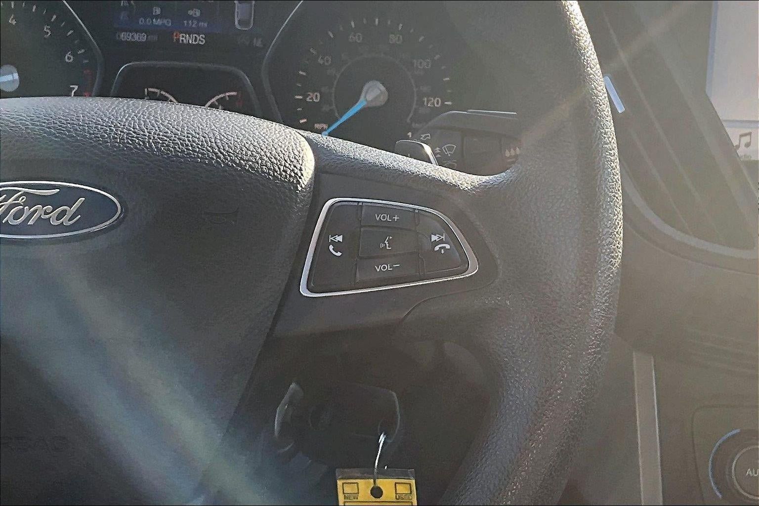 Used 2017 Ford Escape SE w/ Equipment Group 201A AWD/4WD image 18