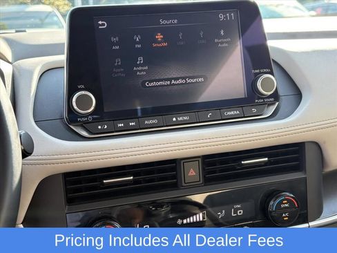 Certified 2025 Nissan Rogue SV AWD/4WD image 12