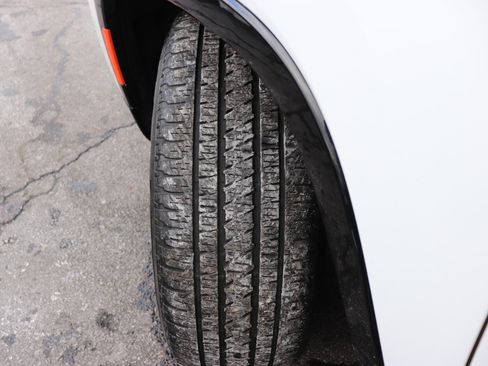 Used 2024 Jeep Wagoneer L Series II w/ Flexible Seating Group image 73