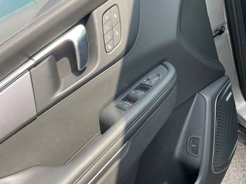 Used 2025 Buick Enclave Sport Touring w/ Power Package FWD image 41