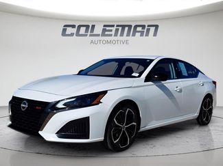 Used 2024 Nissan Altima 2.5 SR video 1