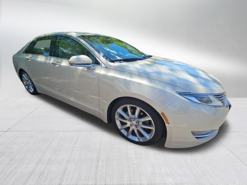 Used 2016 Lincoln MKZ AWD w/ Equipment Group 200A Select image 3