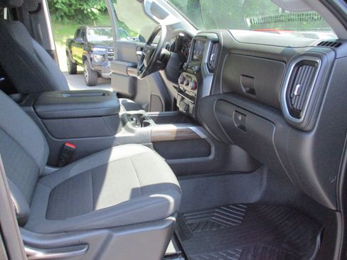 Used 2021 Chevrolet Silverado 1500 LT Trail Boss AWD/4WD image 15