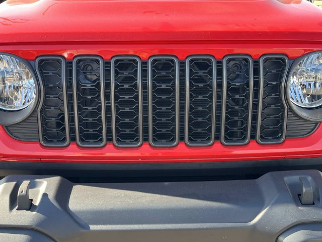 Used 2024 Jeep Gladiator Sport AWD/4WD image 8