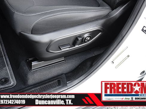 Certified 2025 Jeep Grand Cherokee L Laredo RWD image 36