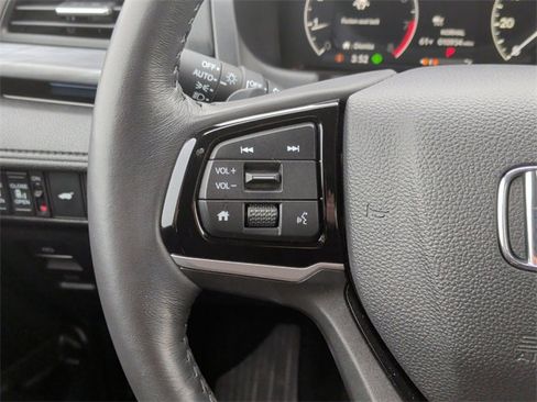 Used 2025 Honda Odyssey Elite image 16