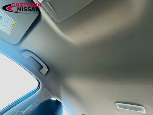 Used 2022 Nissan Sentra SR w/ Trunk Package image 27