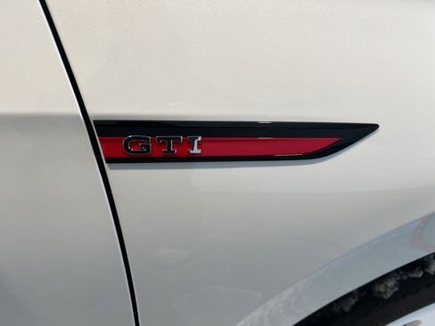 Used 2024 Volkswagen GTI Autobahn image 20