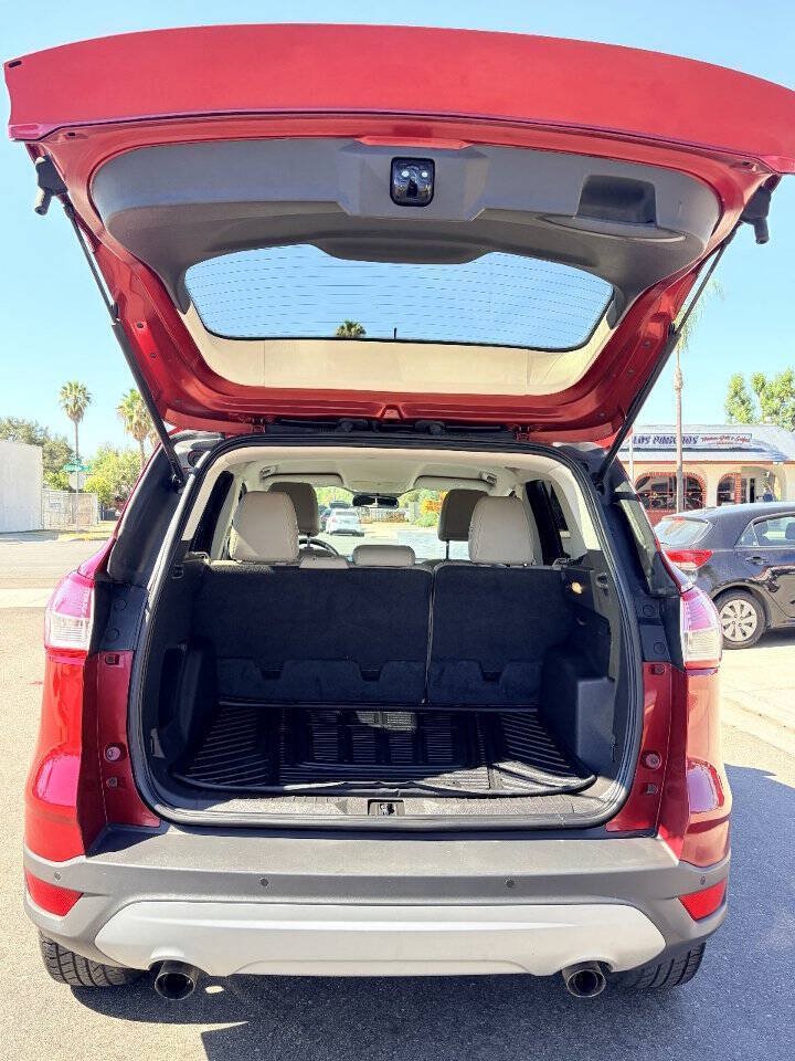Used 2015 Ford Escape SE w/ Equipment Group 201A AWD/4WD image 18