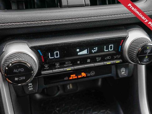 Used 2024 Toyota RAV4 XLE FWD image 19