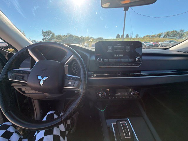 Used 2022 Mitsubishi Outlander SE AWD/4WD image 43