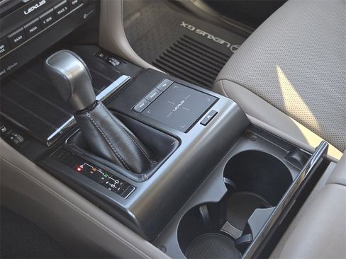 Certified 2023 Lexus GX 460 Premium w/ Premium Package image 20