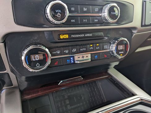 Certified 2022 Ford F350 King Ranch w/ Chrome Package image 27