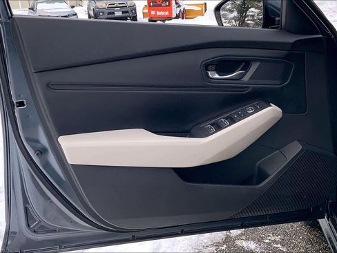 Used 2023 Honda Accord EX image 22