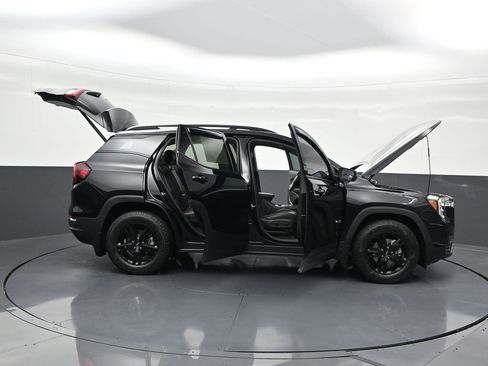 Used 2024 GMC Terrain AT4 w/ Tech Package image 33