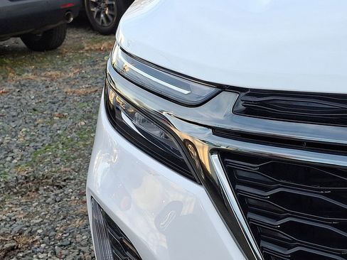 Used 2022 Chevrolet Equinox RS image 35