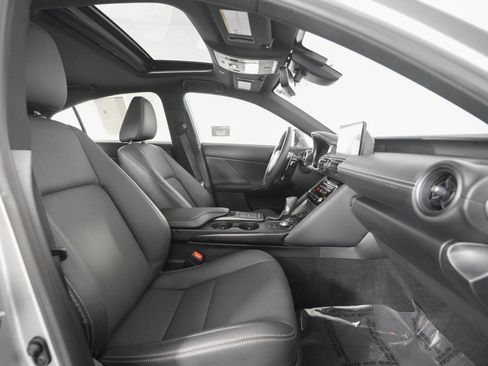 Certified 2025 Lexus IS 300 w/ Comfort Package RWD image 19