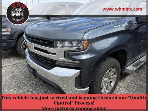 Used 2019 Chevrolet Silverado 1500 LT w/ All-Star Edition AWD/4WD image 1