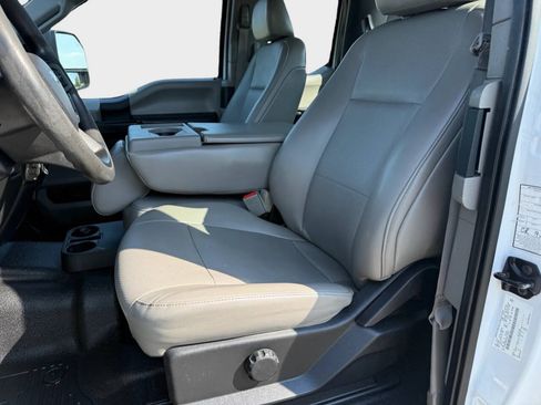 Used 2019 Ford F350 XL w/ Power Equipment Group AWD/4WD image 8
