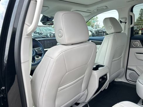 New 2026 Buick Enclave Avenir w/ Super Cruise Package AWD/4WD image 22