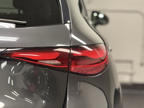 Certified 2023 Mercedes-Benz GLC 300 image 11