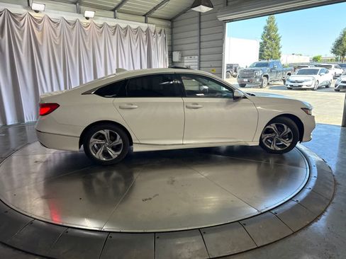 Used 2018 Honda Accord EX-L image 4