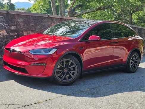Used 2023 Tesla Model X AWD/4WD image 5