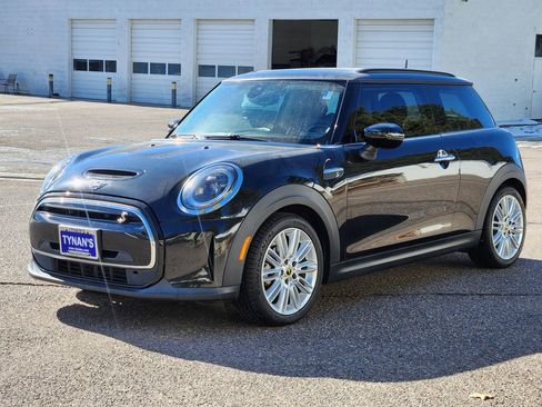 Used 2023 MINI Cooper SE image 6