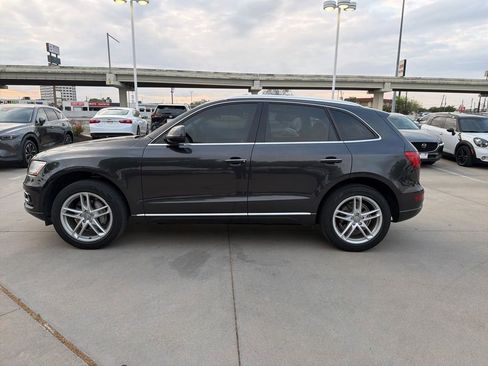 Used 2017 Audi Q5 2.0T Premium Plus w/ Technology Package image 6