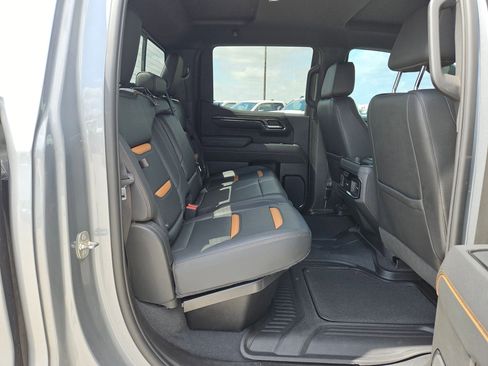 Used 2023 GMC Sierra 1500 AT4 w/ AT4 Premium Package AWD/4WD image 25