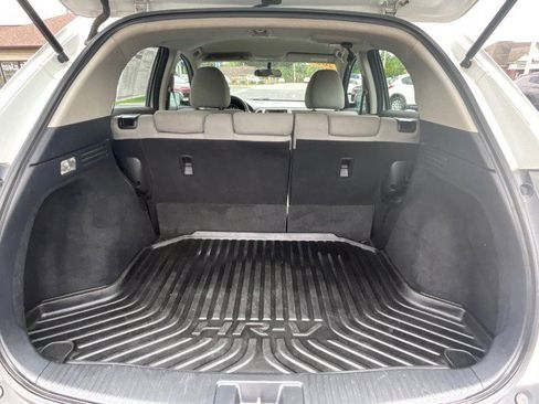 Used 2021 Honda HR-V LX image 26