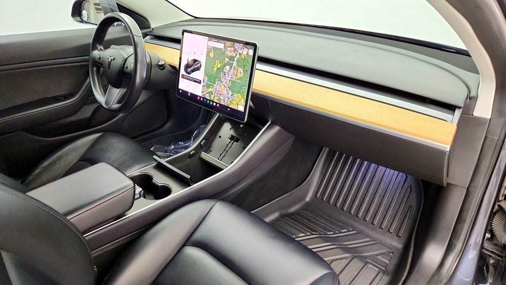 Used 2019 Tesla Model 3 Long Range AWD/4WD image 27