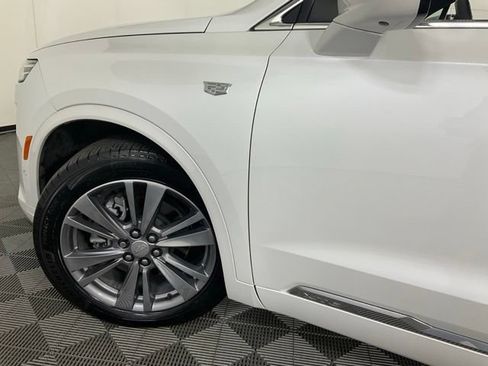 Certified 2025 Cadillac XT6 Premium Luxury w/ Platinum Package AWD/4WD image 33