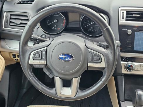 Used 2017 Subaru Outback 2.5i Premium image 24