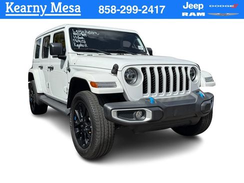 Used 2022 Jeep Wrangler Unlimited Sahara AWD/4WD image 1