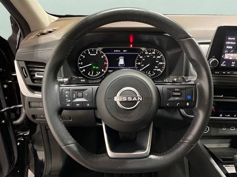 Certified 2023 Nissan Rogue SV w/ SV Premium B Package AWD/4WD image 13