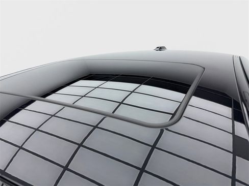 Used 2025 BMW 530i image 13