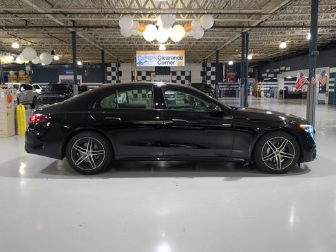 Used 2026 Mercedes-Benz E 350 4MATIC Sedan image 6