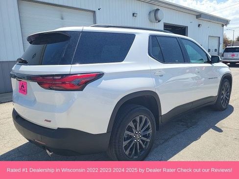 Used 2023 Chevrolet Traverse RS AWD/4WD image 12