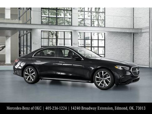 Used 2025 Mercedes-Benz E 350 Sedan image 13