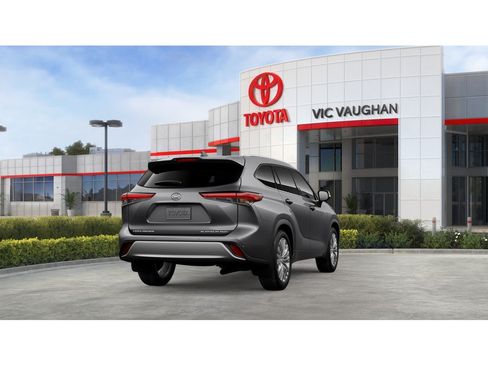 New 2026 Toyota Highlander Platinum AWD/4WD image 9