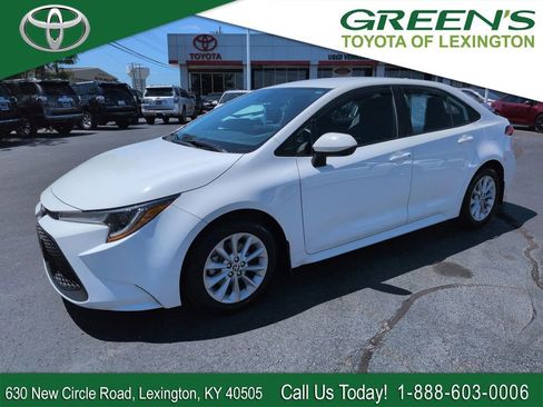 Used 2022 Toyota Corolla LE FWD image 1