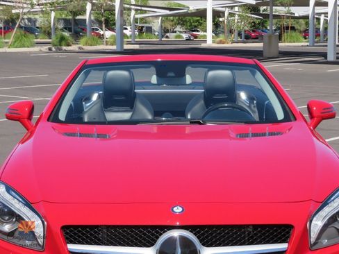 Used 2013 Mercedes-Benz SL 550 image 33