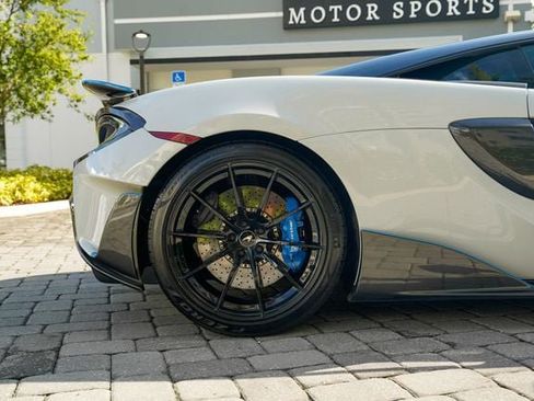 Used 2019 McLaren 600LT RWD image 31